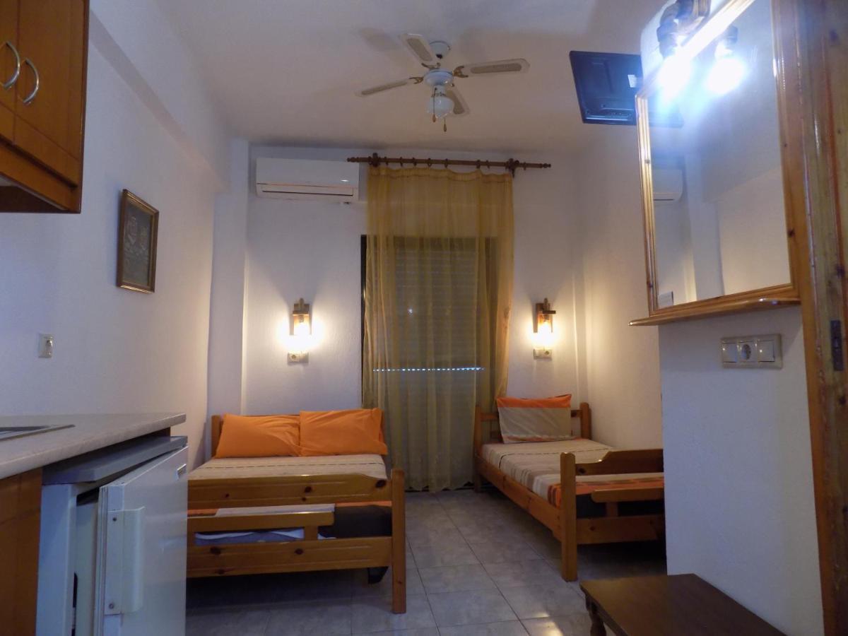 Dialekti Studios Toroni Ngoại thất bức ảnh